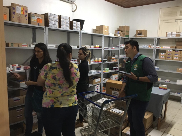 CRM-AC fiscaliza hospital de Sena Madureira e constata descarte irregular de lixo hospitalar